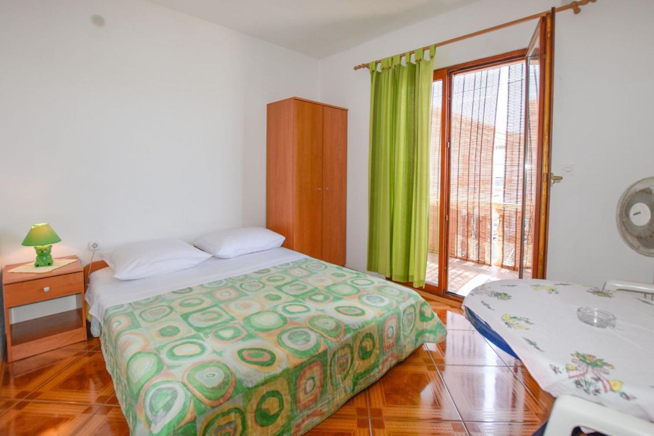 Apartments Marica Sukosan Exterior photo